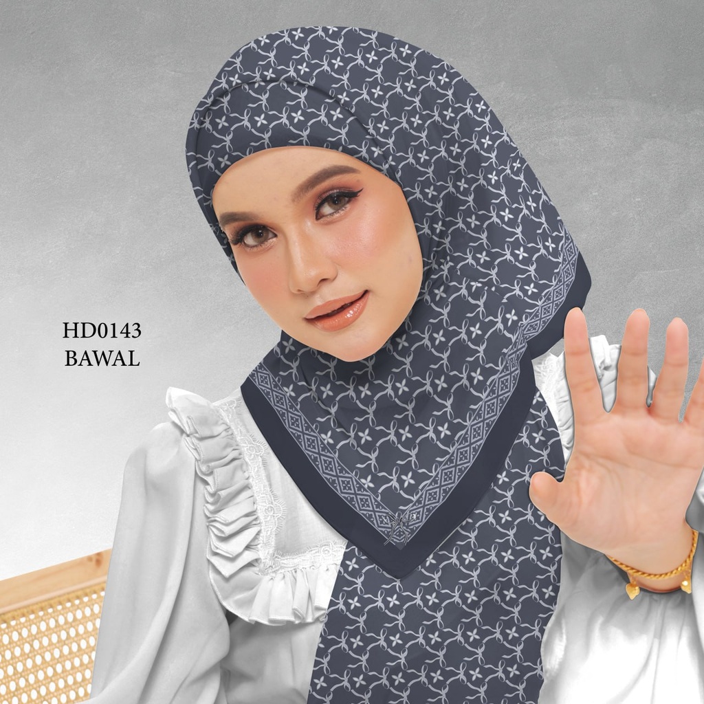 Tudung Bawal (Square Hijab) in HD0143