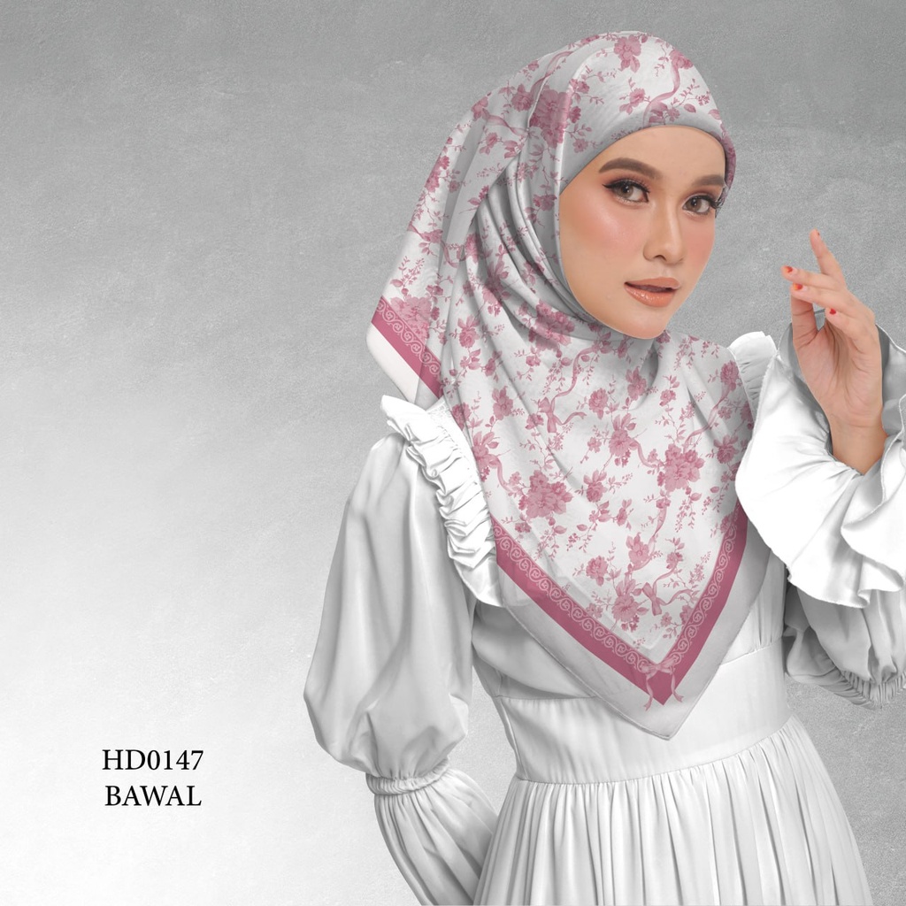 Tudung Bawal (Square Hijab) in HD0147