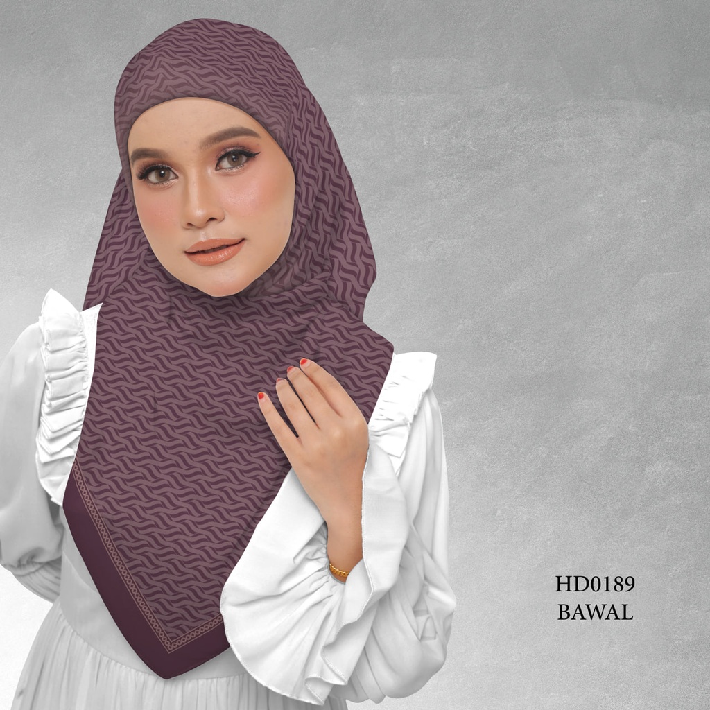 Tudung Bawal (Square Hijab) in HD0189